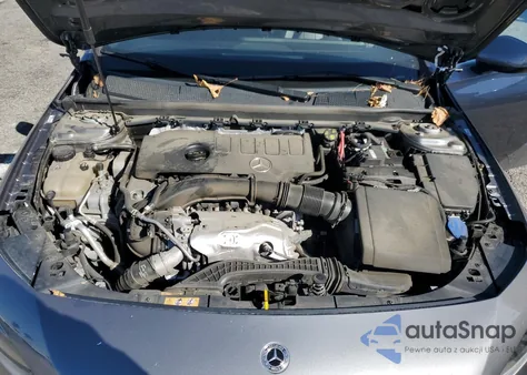 2021 Mercedes-Benz A 220 z USA, uszkodzony, nr VIN W1K3G4EB2MJ270427